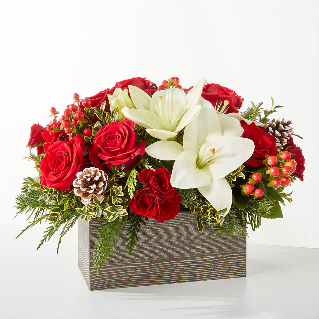 Snowy Wonderland Bouquet – MAIN STREET FLORIST & GIFTS, Ridgefield CT