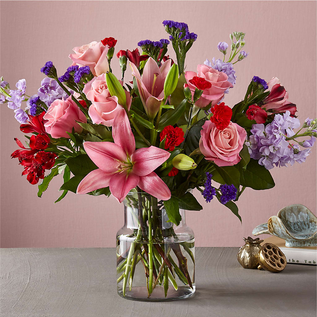 Romantique Bouquet – MAIN STREET FLORIST & GIFTS, Ridgefield CT