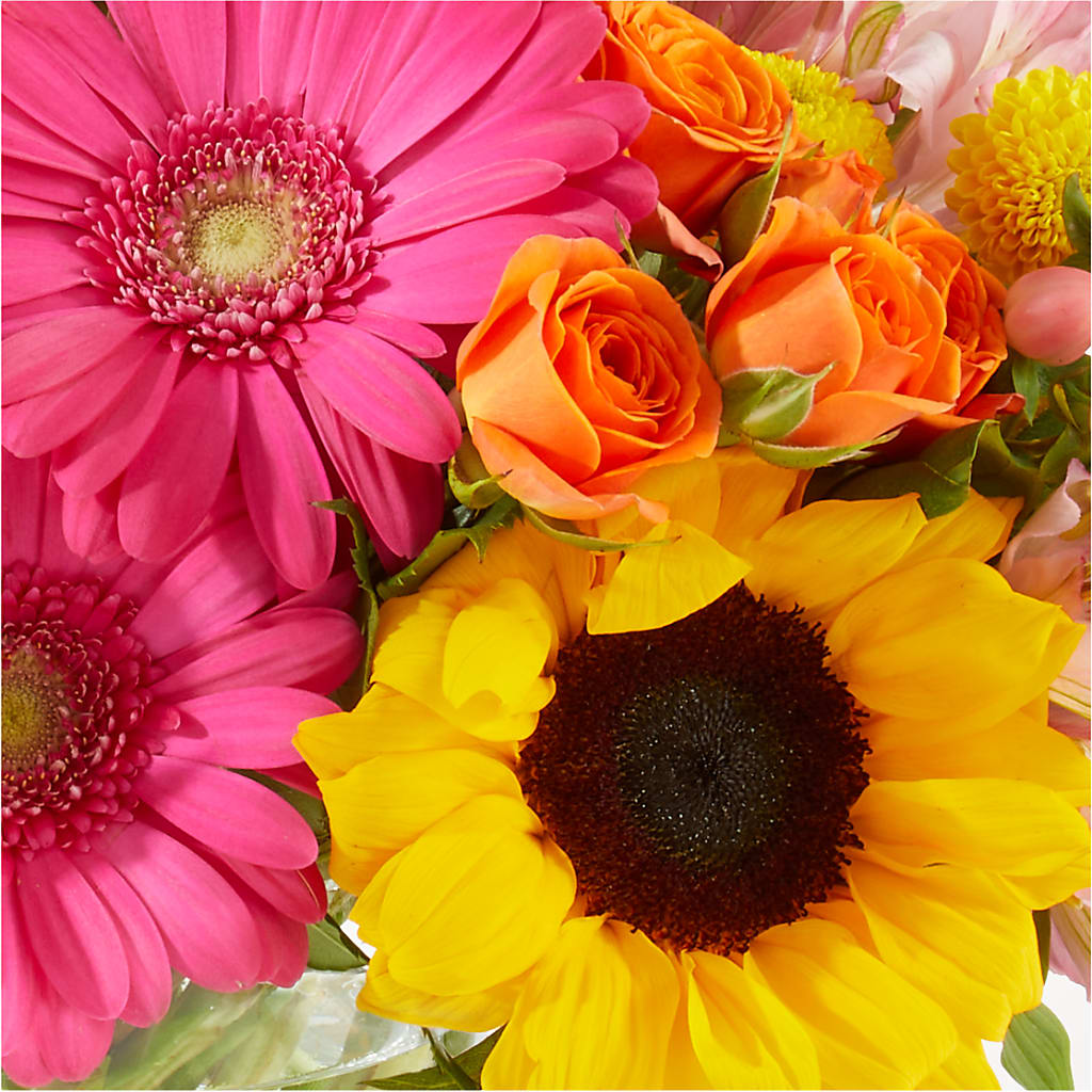 Florist Original Mixed Bouquet – MAIN STREET FLORIST & GIFTS, Ridgefield CT