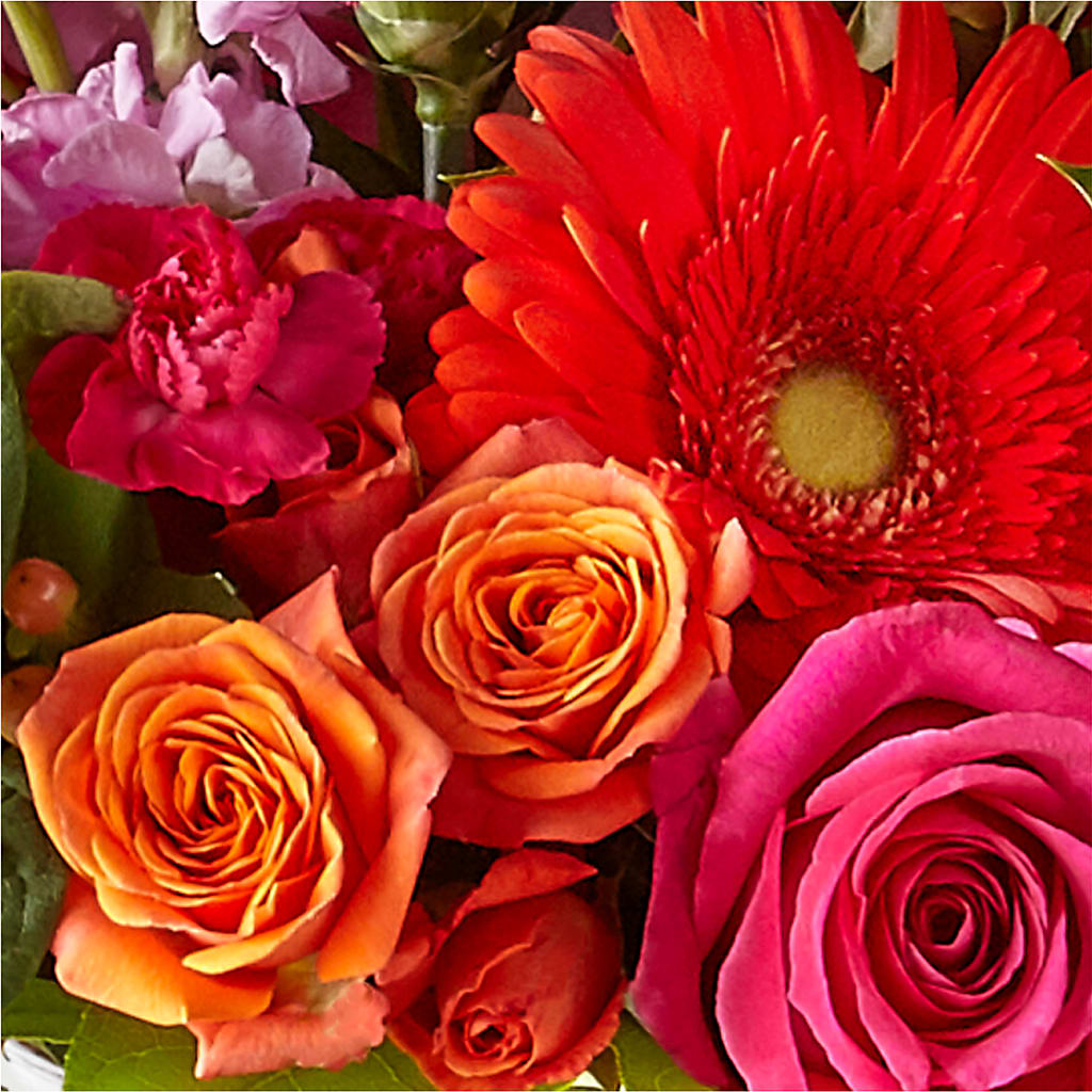 Florist Designed Mixed Bouquet – MAIN STREET FLORIST & GIFTS, Ridgefield CT