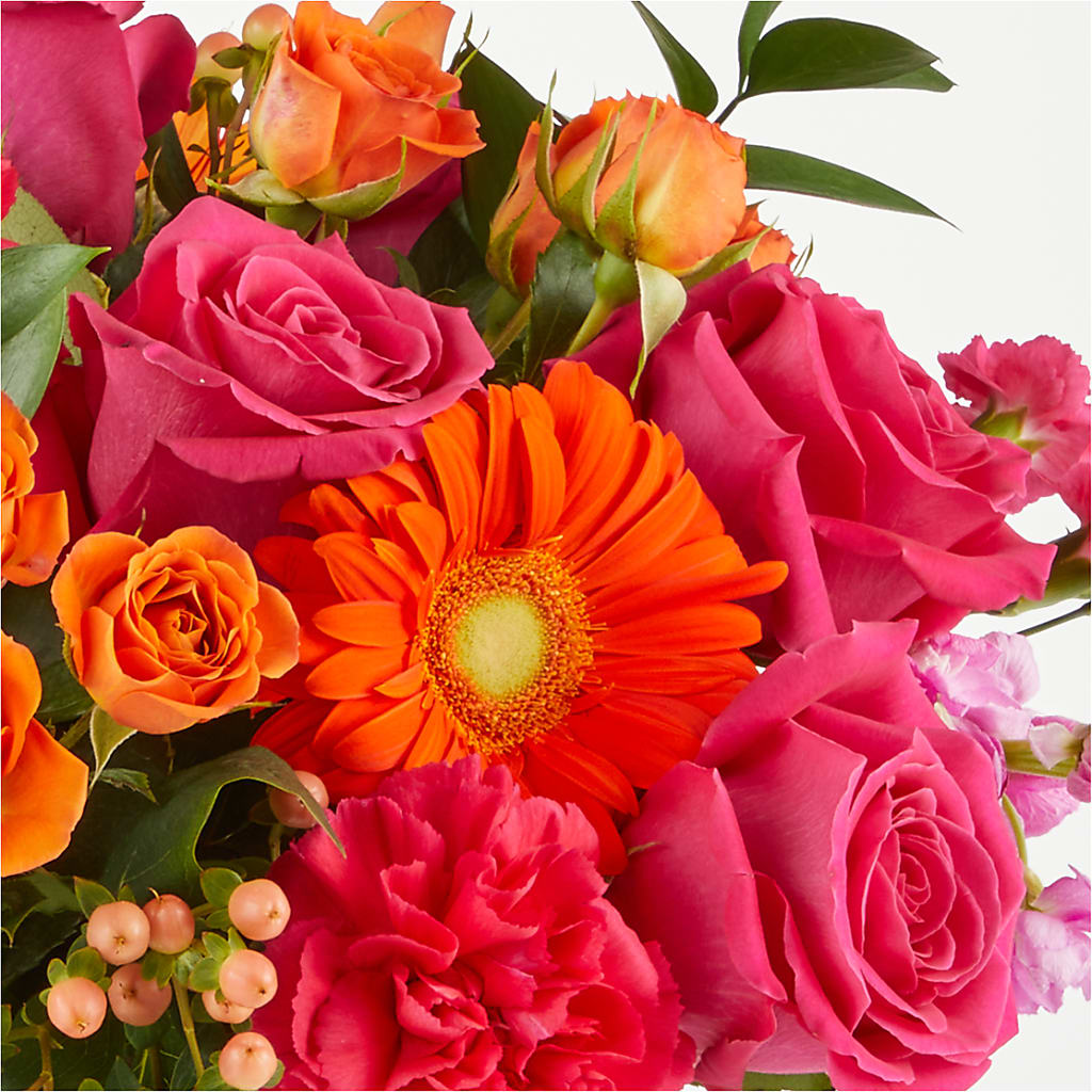 Florist Designed Mixed Bouquet – MAIN STREET FLORIST & GIFTS, Ridgefield CT