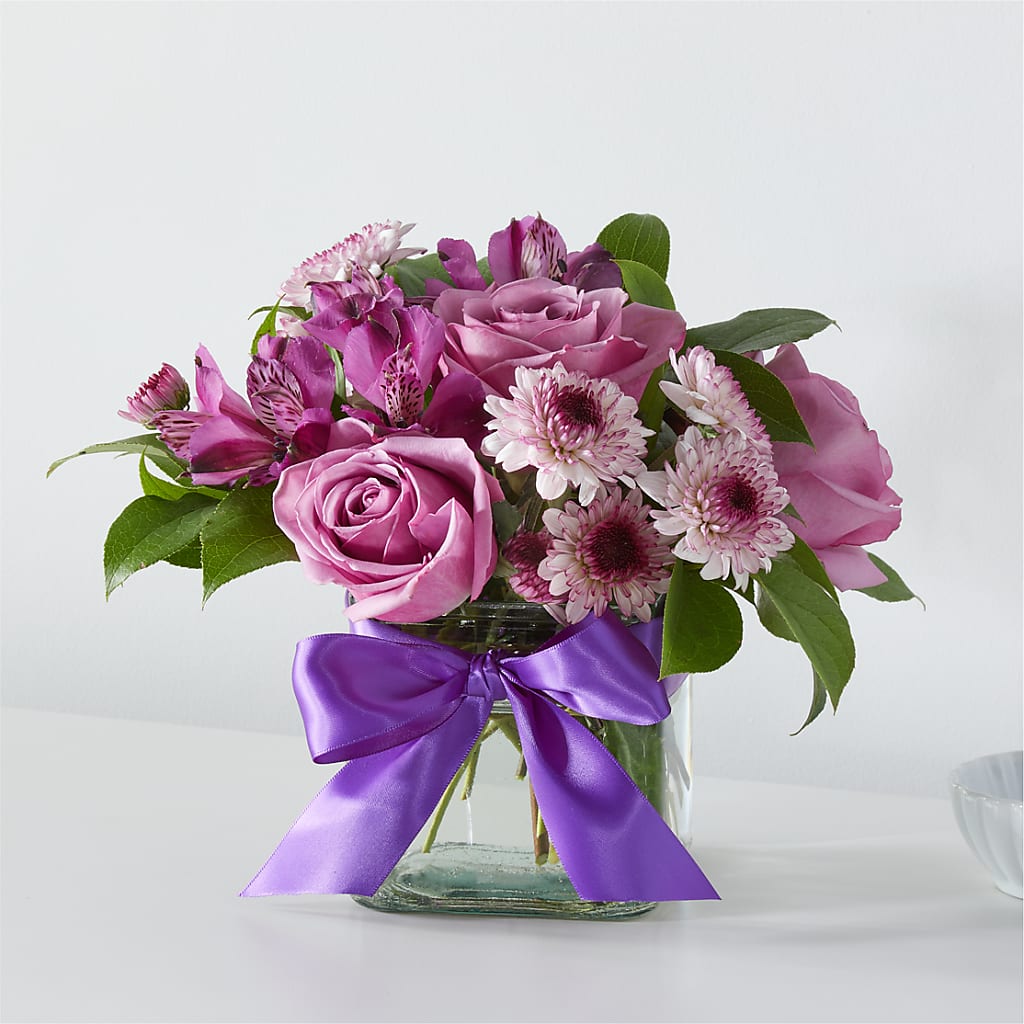 Sugarplum Bouquet – MAIN STREET FLORIST & GIFTS, Ridgefield CT