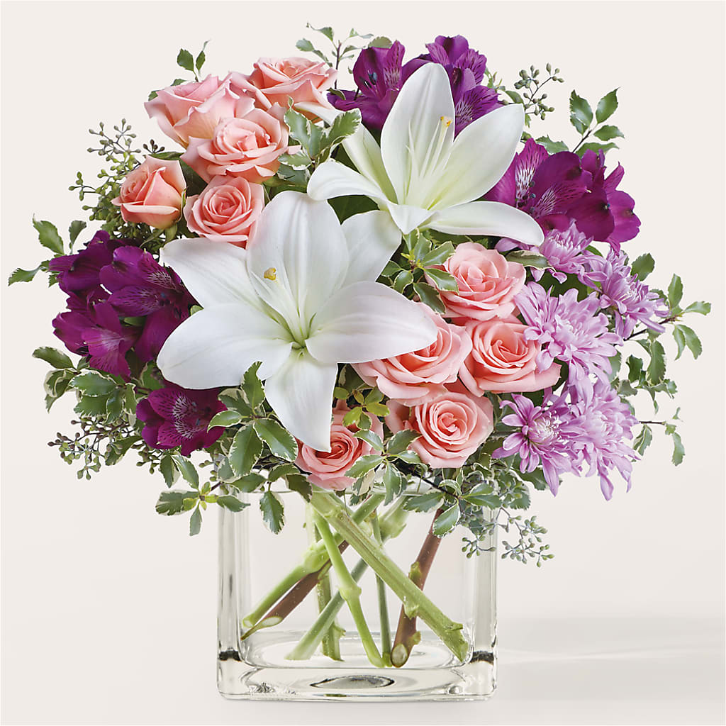 Mani Pedi Bouquet – MAIN STREET FLORIST & GIFTS, Ridgefield CT