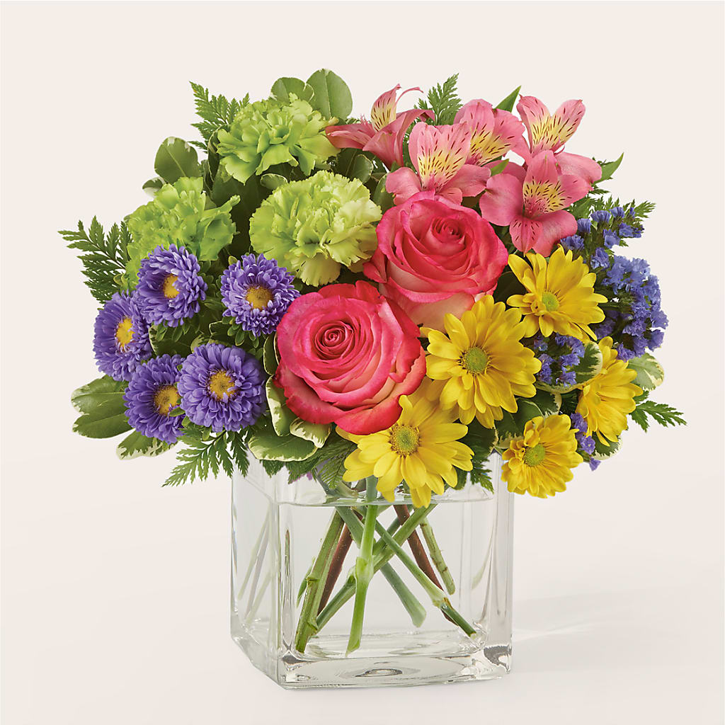 Candy Jar Bouquet – MAIN STREET FLORIST & GIFTS, Ridgefield CT