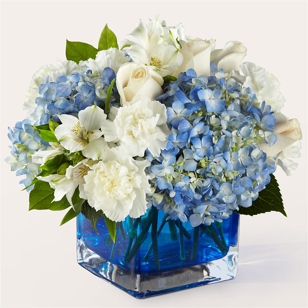 Soothing Waters Bouquet – MAIN STREET FLORIST & GIFTS, Ridgefield CT