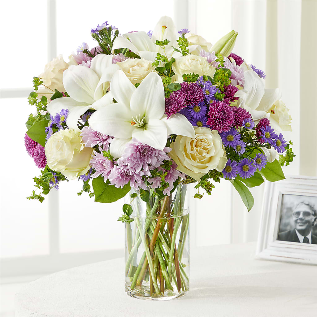 Wishing Peace Bouquet – MAIN STREET FLORIST & GIFTS, Ridgefield CT