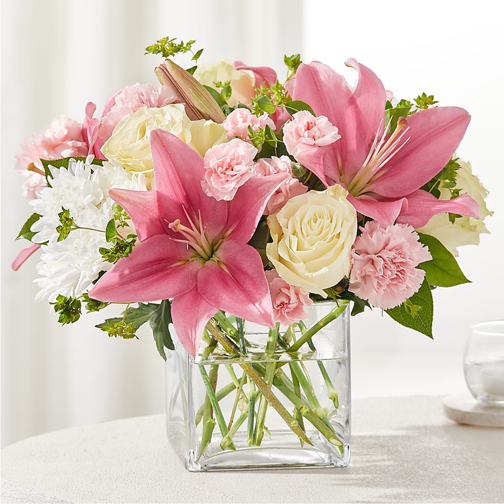 By Your Side Bouquet – MAIN STREET FLORIST & GIFTS, Ridgefield CT