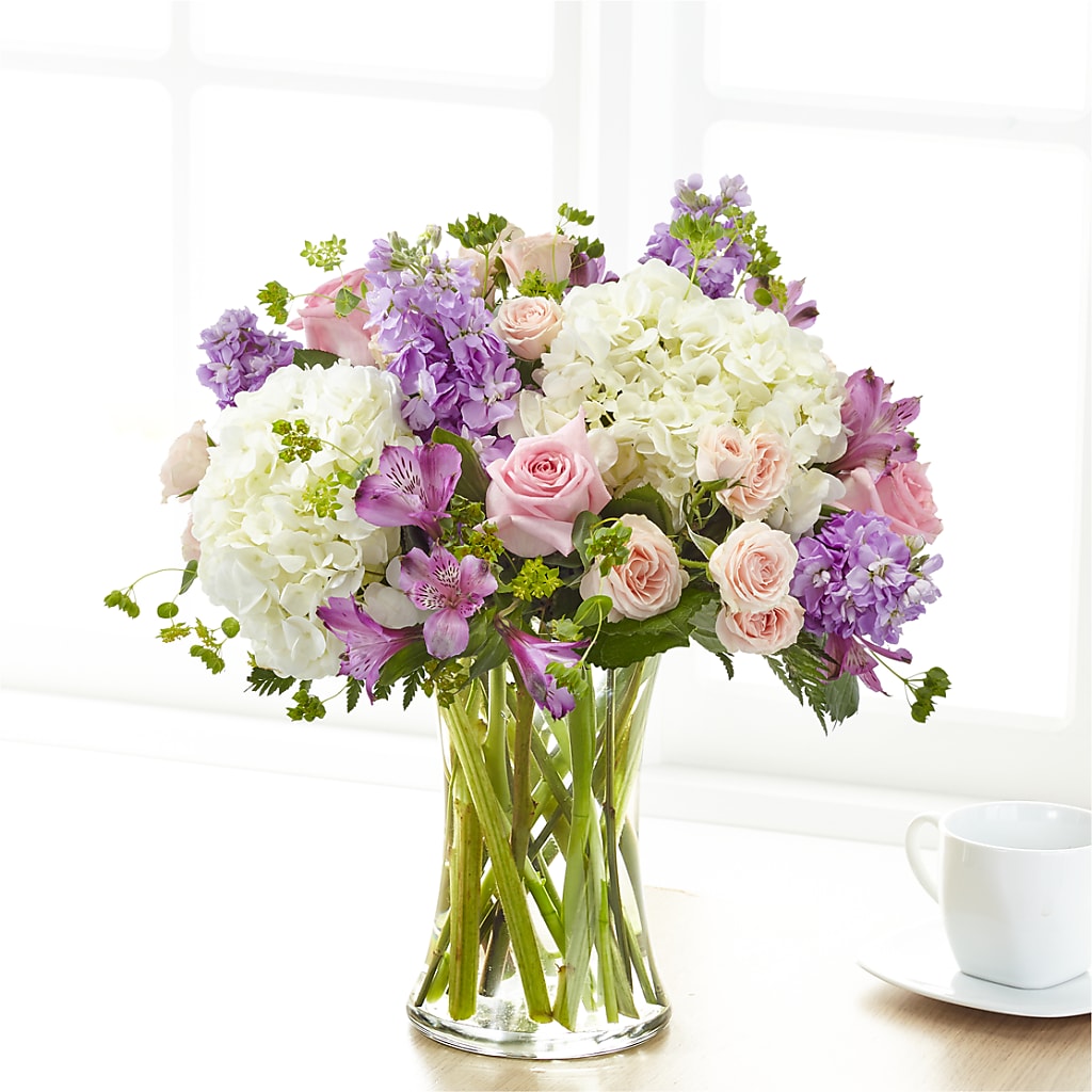 Shared Sentiment Bouquet – MAIN STREET FLORIST & GIFTS, Ridgefield CT