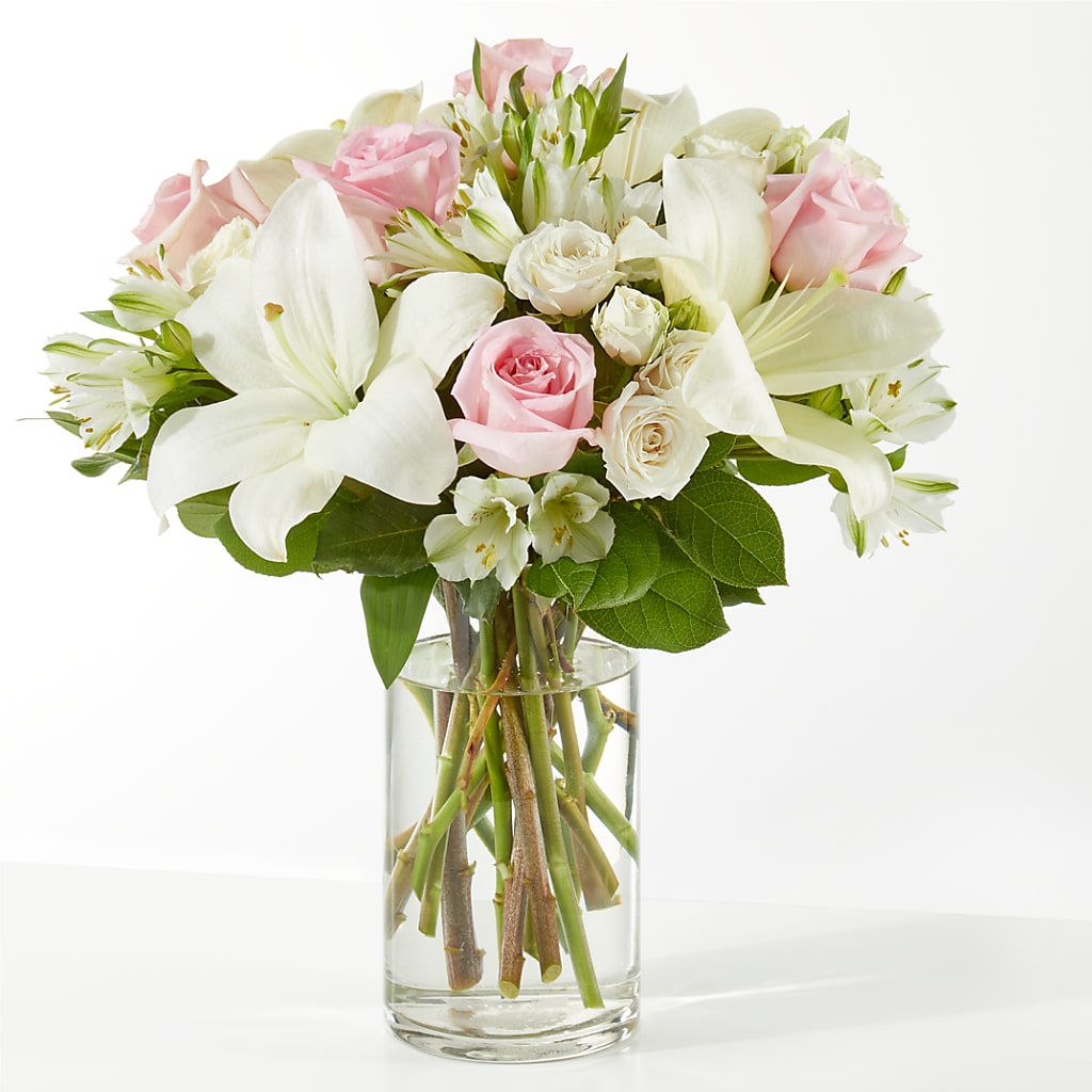 Kindhearted Bouquet – MAIN STREET FLORIST & GIFTS, Ridgefield CT