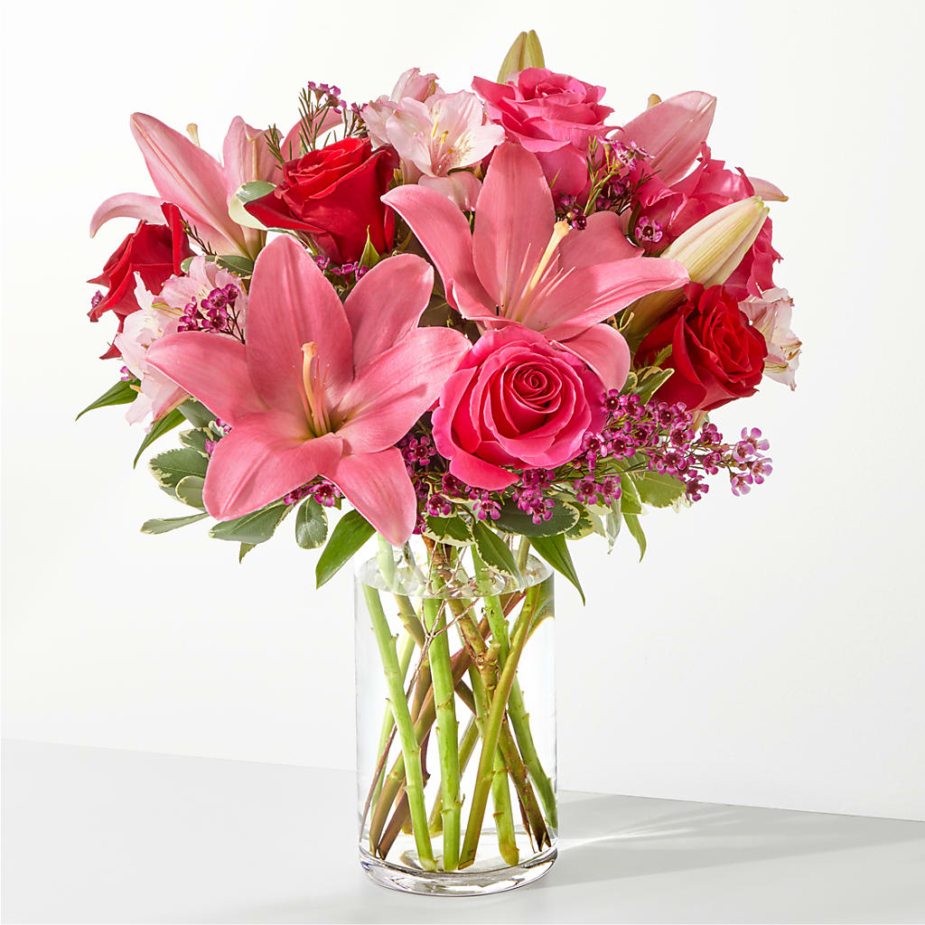 Lucky in Love Bouquet – MAIN STREET FLORIST & GIFTS, Ridgefield CT