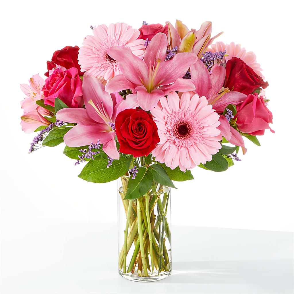 Lots of Love Bouquet – MAIN STREET FLORIST & GIFTS, Ridgefield CT