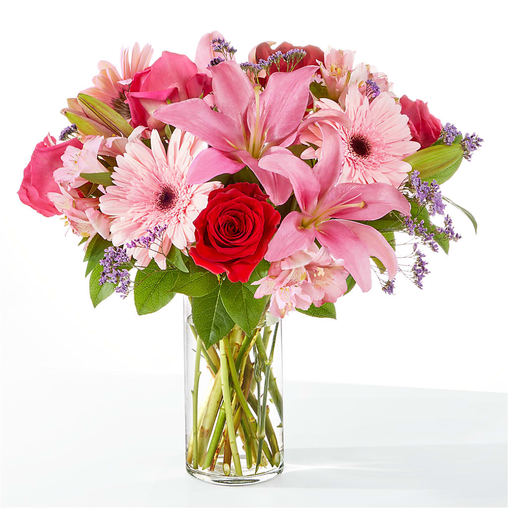 Lots of Love Bouquet – MAIN STREET FLORIST & GIFTS, Ridgefield CT