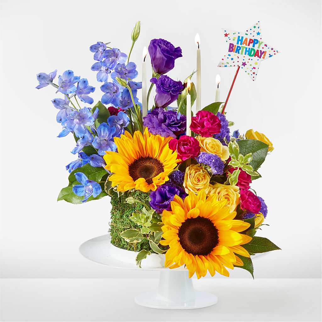 Star of the Day Floral Cake – MAIN STREET FLORIST & GIFTS, Ridgefield CT