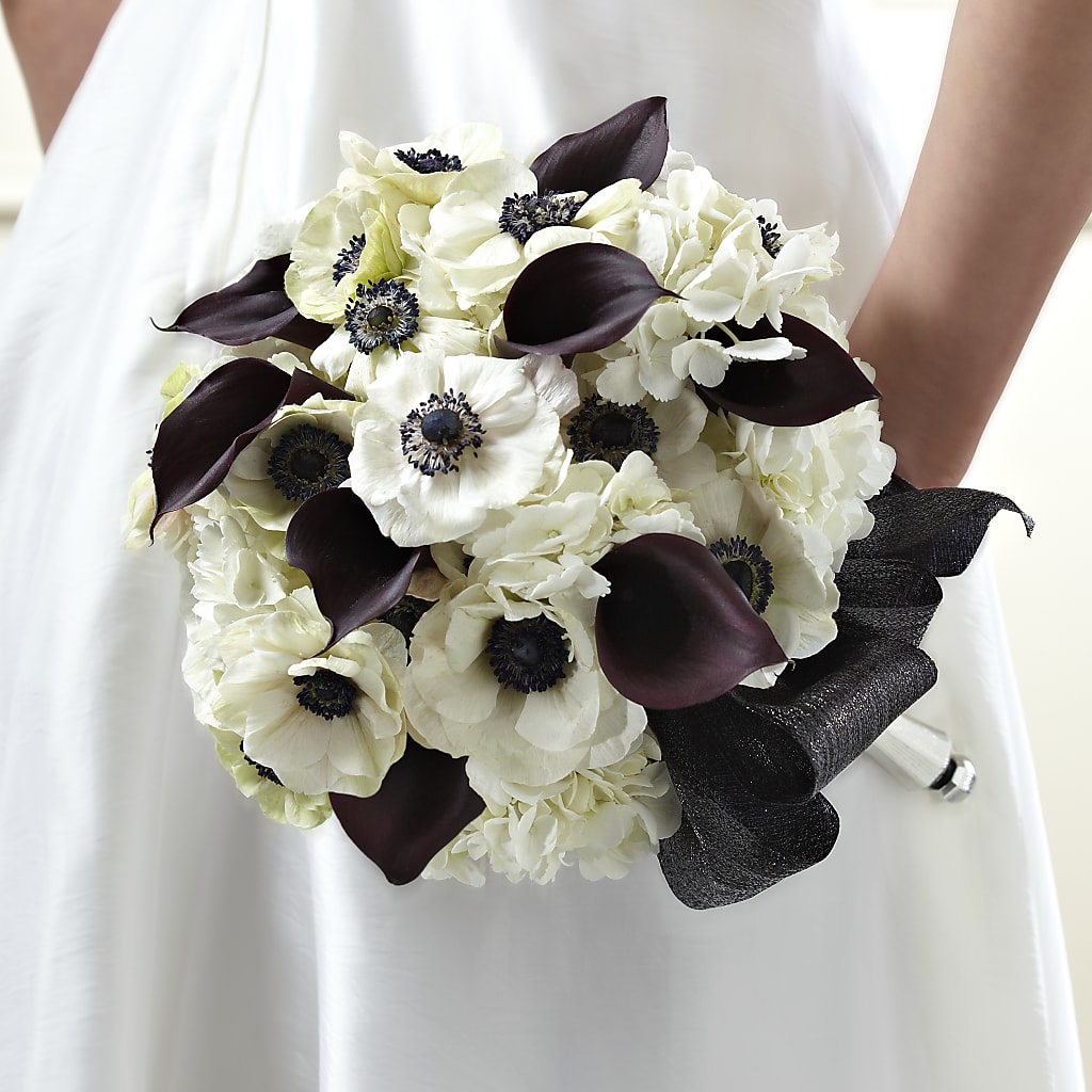 To Have and To Hold Bouquet – MAIN STREET FLORIST & GIFTS, Ridgefield CT