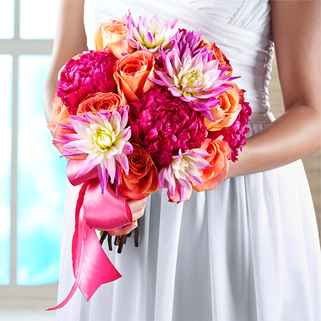 New Love Bouquet – MAIN STREET FLORIST & GIFTS, Ridgefield CT