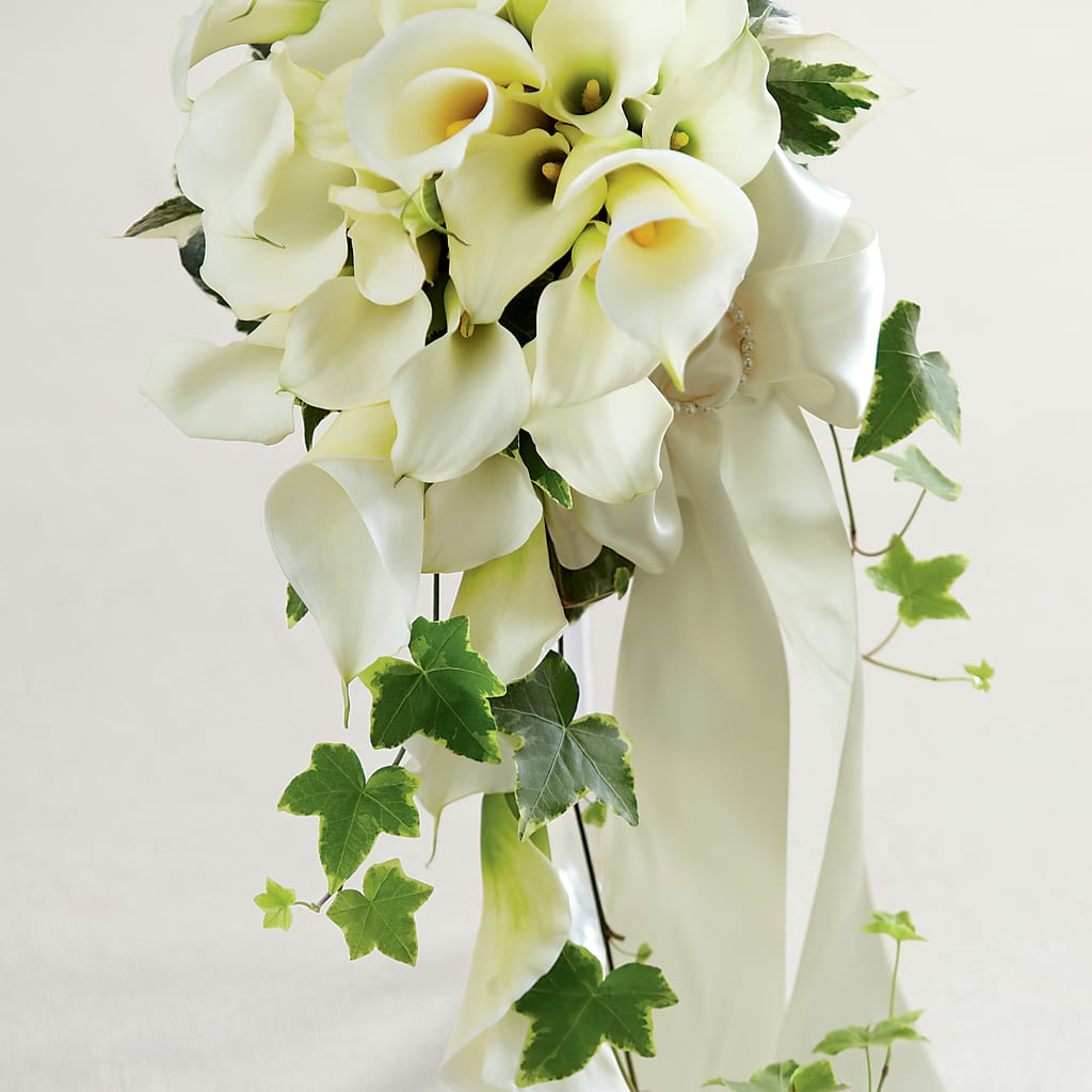 White Chapel Bouquet – MAIN STREET FLORIST & GIFTS, Ridgefield CT