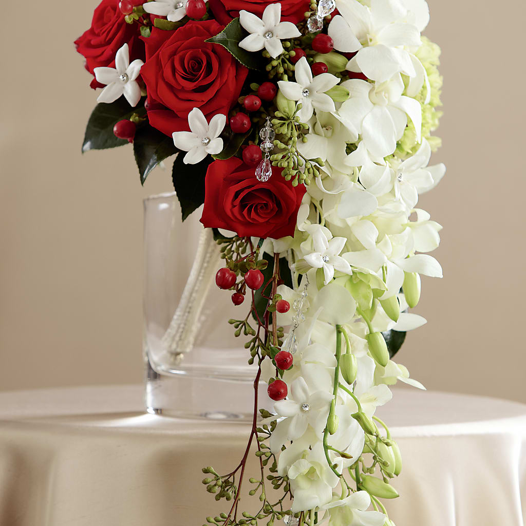 Here Comes the Bride Bouquet – MAIN STREET FLORIST & GIFTS, Ridgefield CT