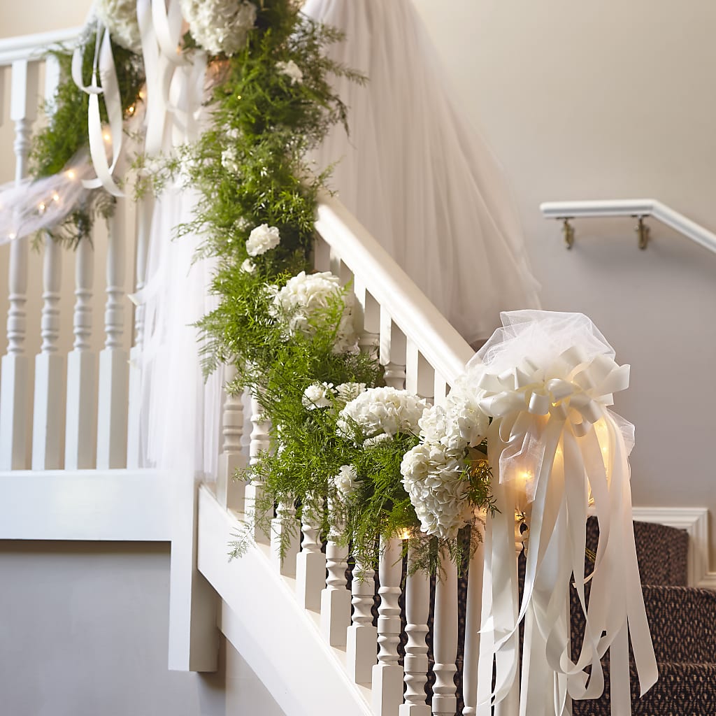 Champagne Dreams Garland – MAIN STREET FLORIST & GIFTS, Ridgefield CT