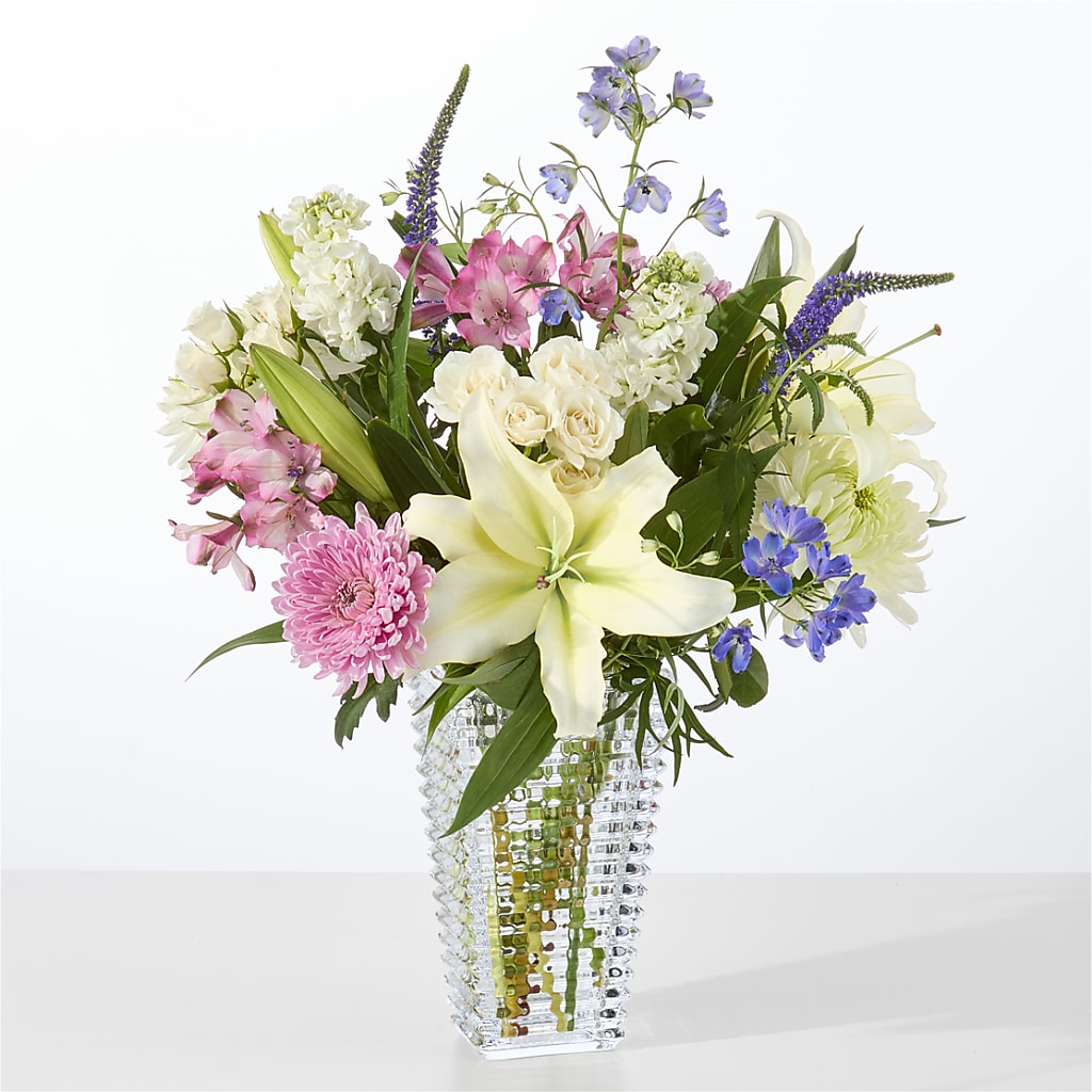 Winter Celebration Bouquet – MAIN STREET FLORIST & GIFTS, Ridgefield CT