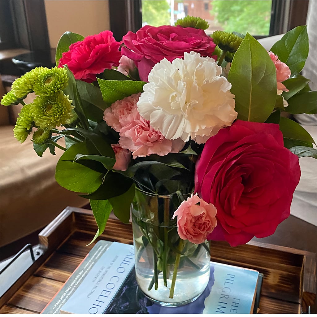 Sweet & Pretty Bouquet – MAIN STREET FLORIST & GIFTS, Ridgefield CT