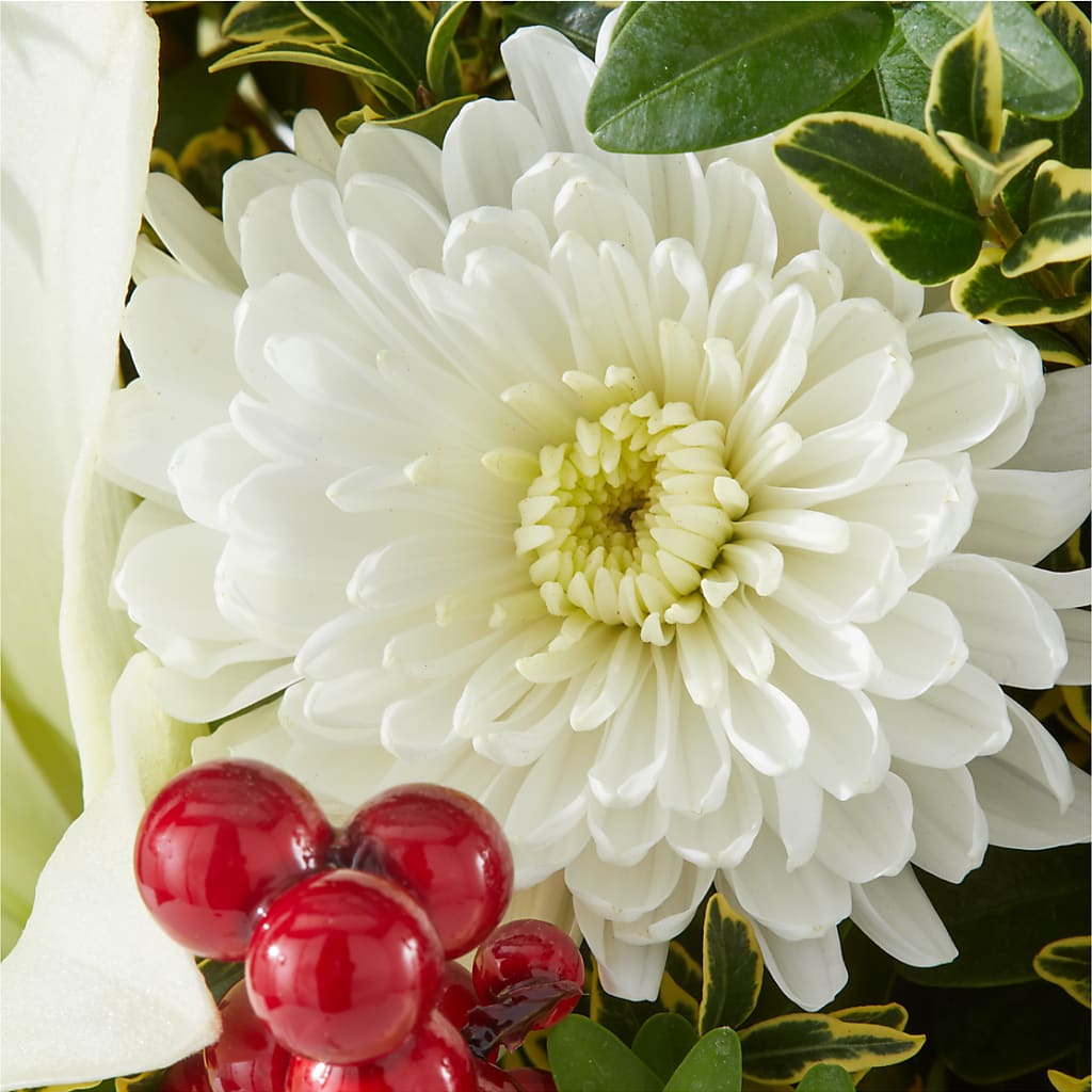 Festive Moments Tree – MAIN STREET FLORIST & GIFTS, Ridgefield CT