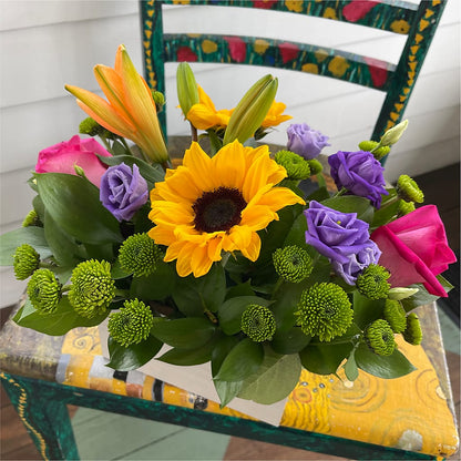 Best Day Box Bouquet – MAIN STREET FLORIST & GIFTS, Ridgefield CT