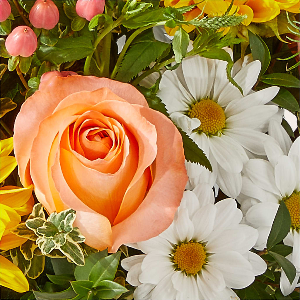 The Good Life Bouquet – MAIN STREET FLORIST & GIFTS, Ridgefield CT