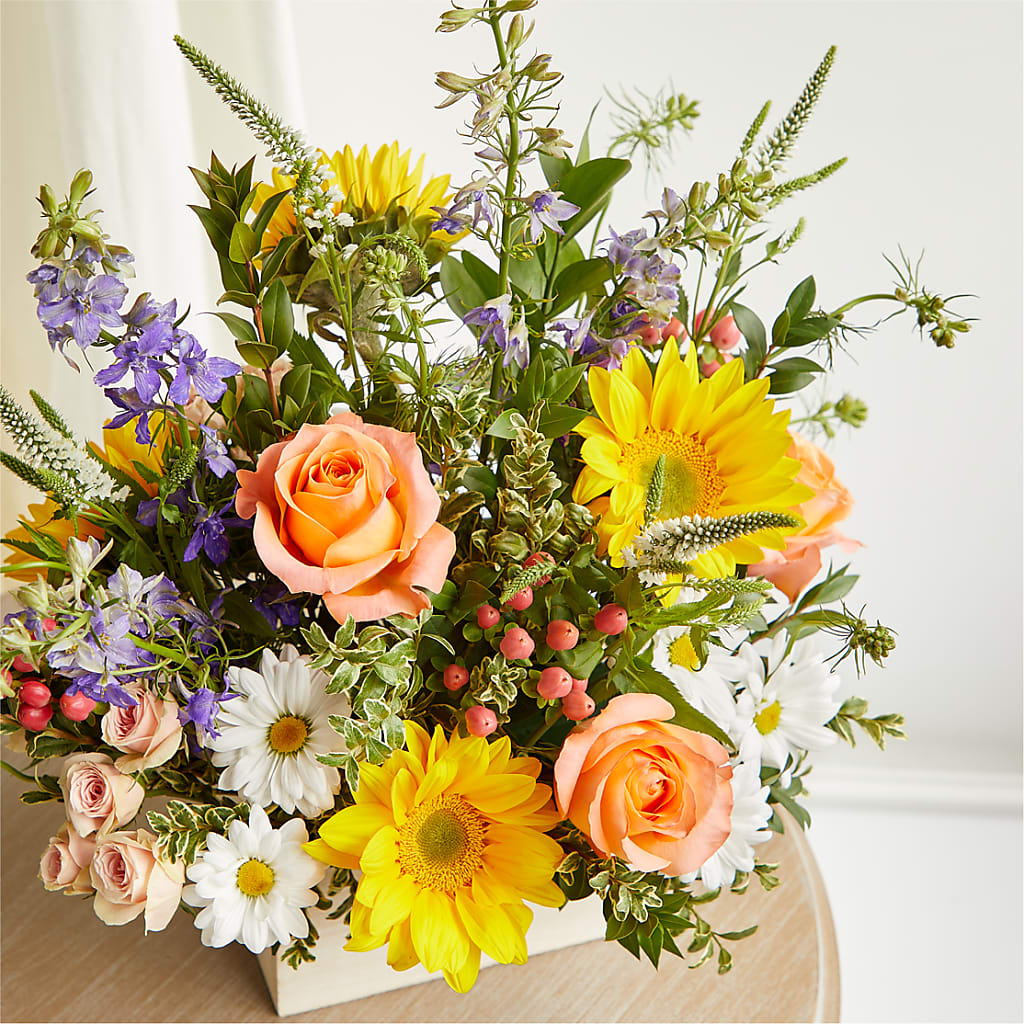 The Good Life Bouquet – MAIN STREET FLORIST & GIFTS, Ridgefield CT