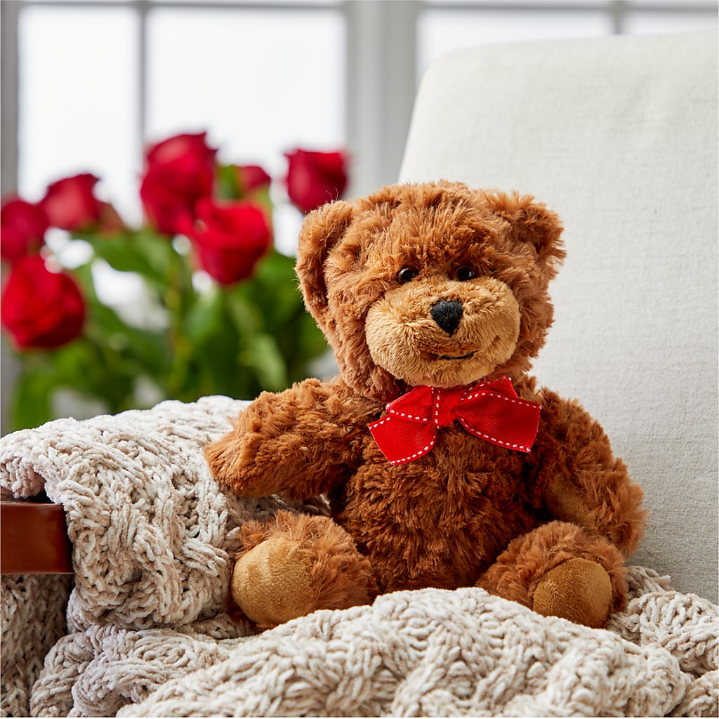 Romantic Long Stem Red Rose Bouquet Bundles – MAIN STREET FLORIST & GIFTS, Ridgefield CT