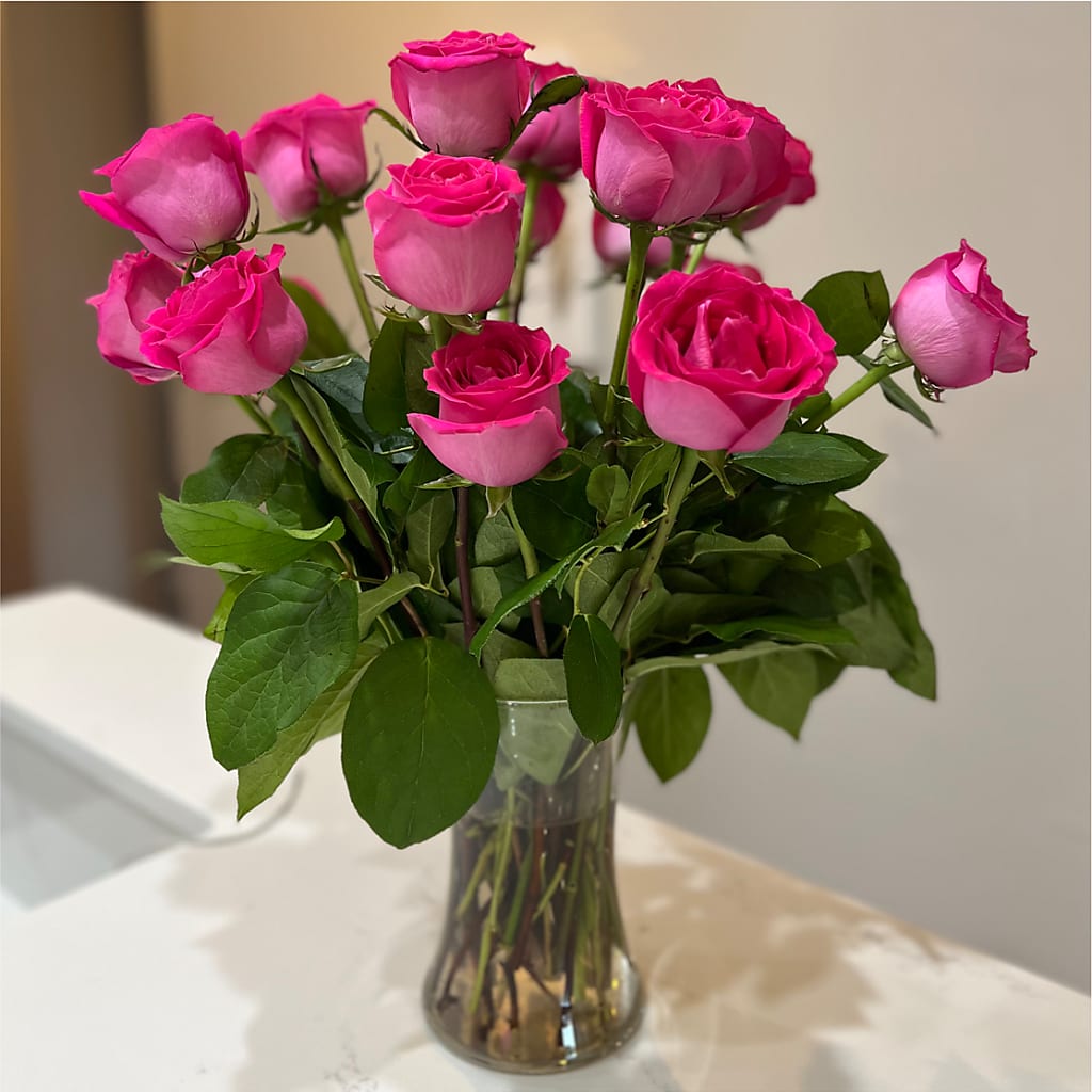 Long Stem Pink Rose Bouquet – MAIN STREET FLORIST & GIFTS, Ridgefield CT