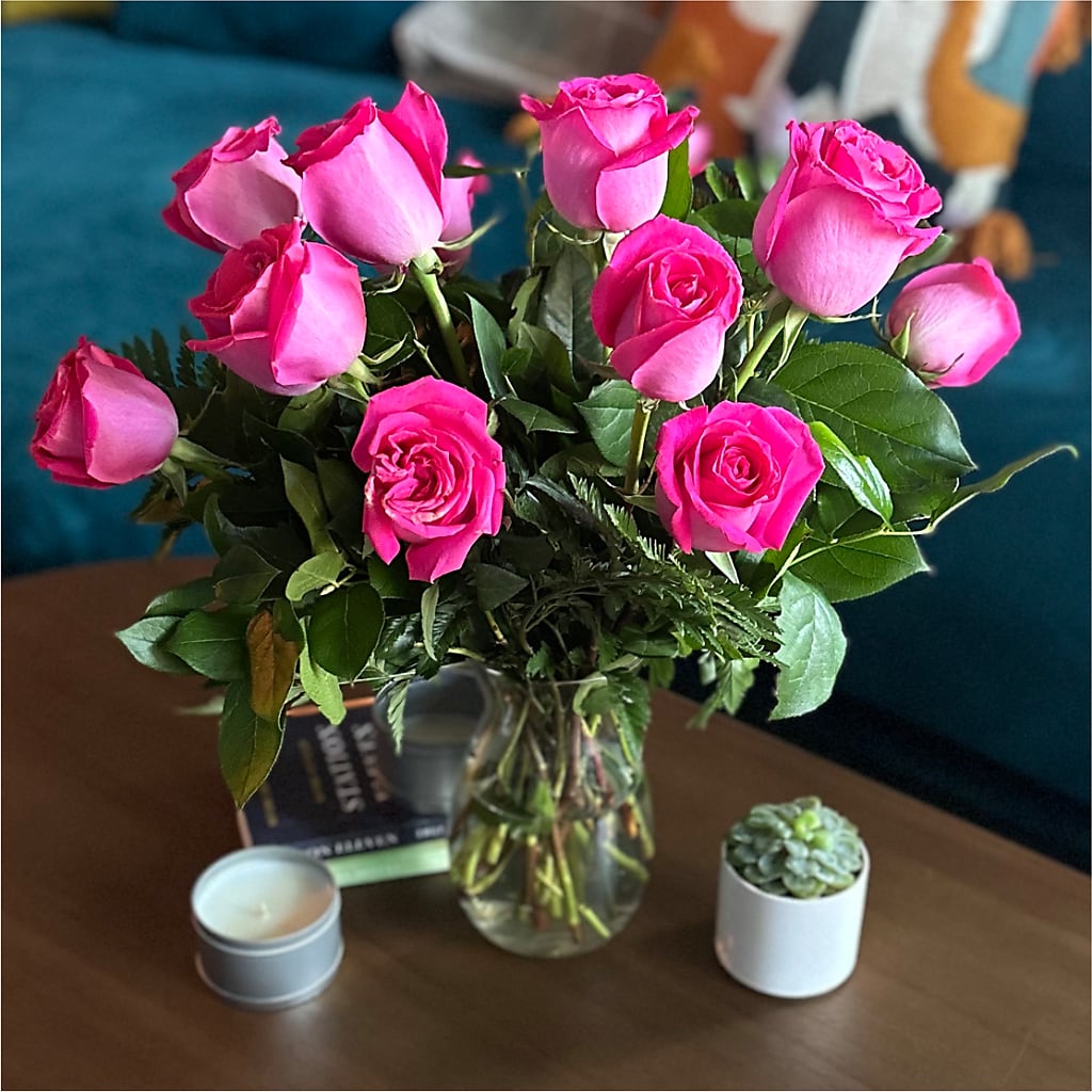 Long Stem Pink Rose Bouquet – MAIN STREET FLORIST & GIFTS, Ridgefield CT