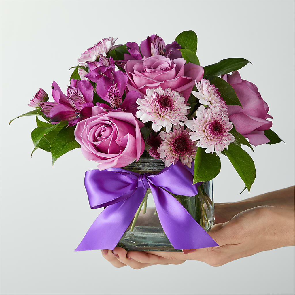 Sugarplum Bouquet – MAIN STREET FLORIST & GIFTS, Ridgefield CT