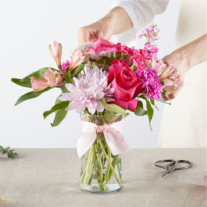 Pink Ribbon - A Florist Original – MAIN STREET FLORIST & GIFTS, Ridgefield CT