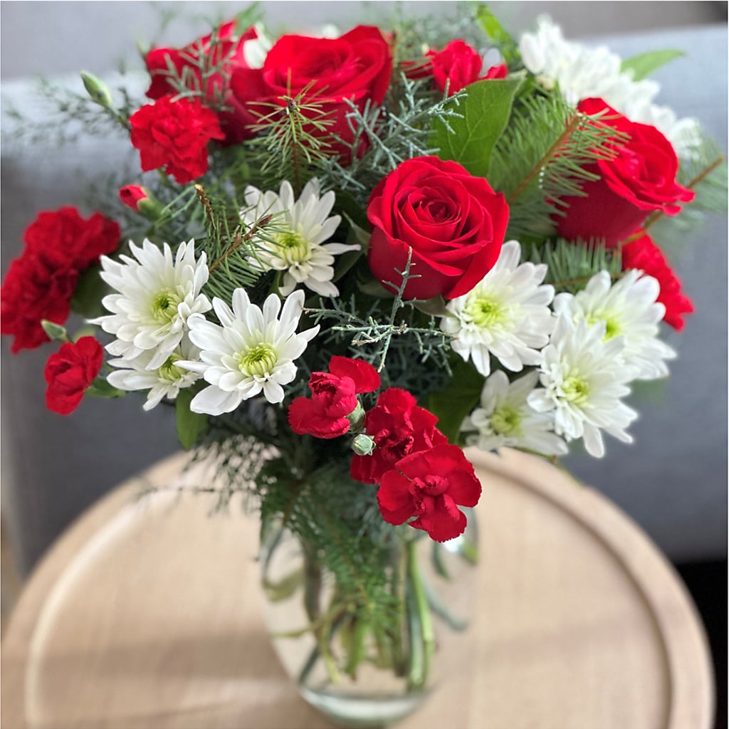 Seasonal Magic Bouquet – MAIN STREET FLORIST & GIFTS, Ridgefield CT