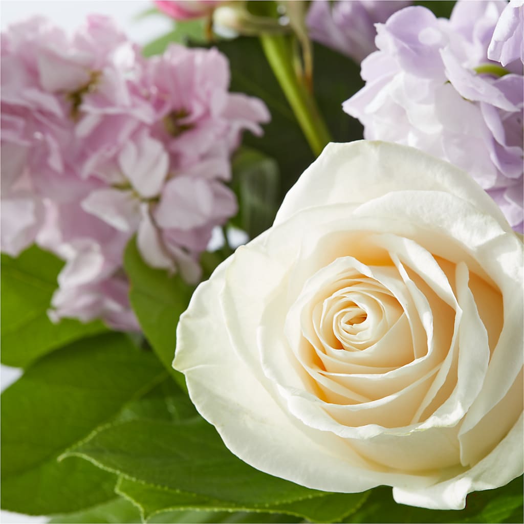 Springtime Spritz Bouquet – MAIN STREET FLORIST & GIFTS, Ridgefield CT