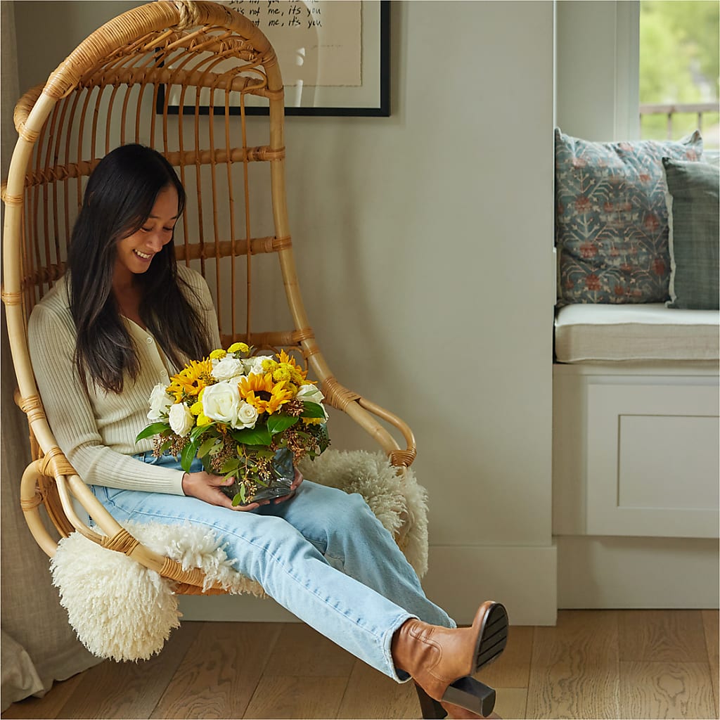 Luminous Morning Bouquet – MAIN STREET FLORIST & GIFTS, Ridgefield CT