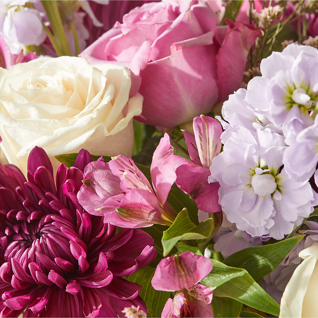 Amethyst Dreams Bouquet – MAIN STREET FLORIST & GIFTS, Ridgefield CT