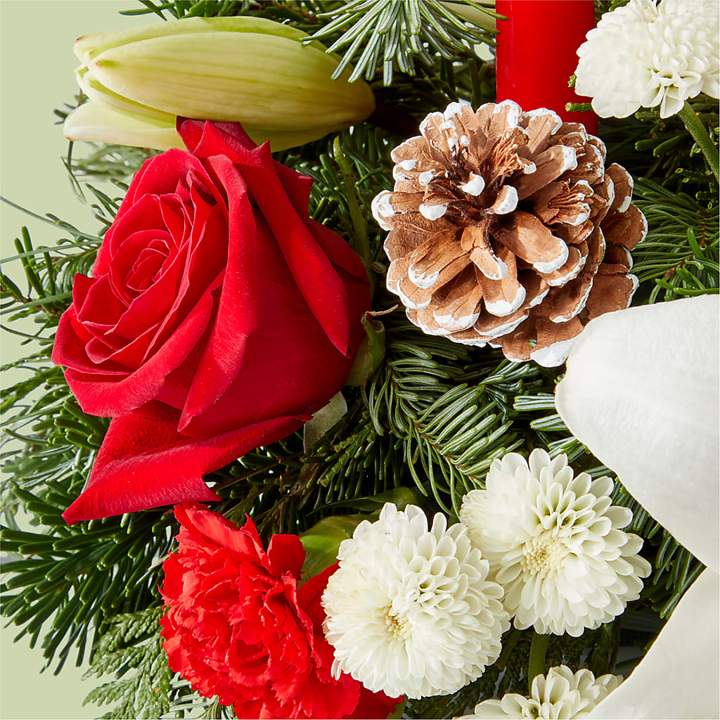 Seasonal Festivities Centerpiece – MAIN STREET FLORIST & GIFTS, Ridgefield CT