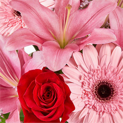 Lots of Love Bouquet – MAIN STREET FLORIST & GIFTS, Ridgefield CT
