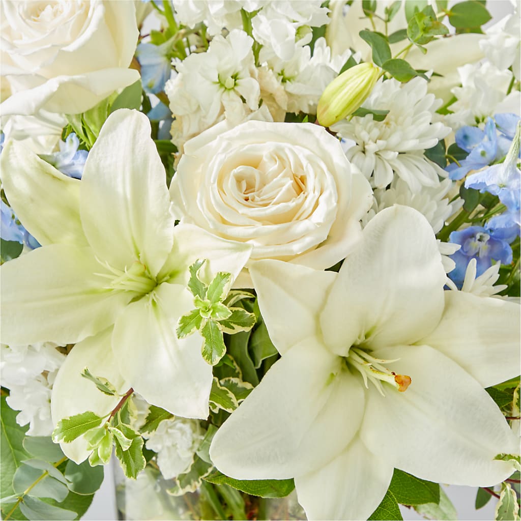 Peace of Mind Bouquet – MAIN STREET FLORIST & GIFTS, Ridgefield CT