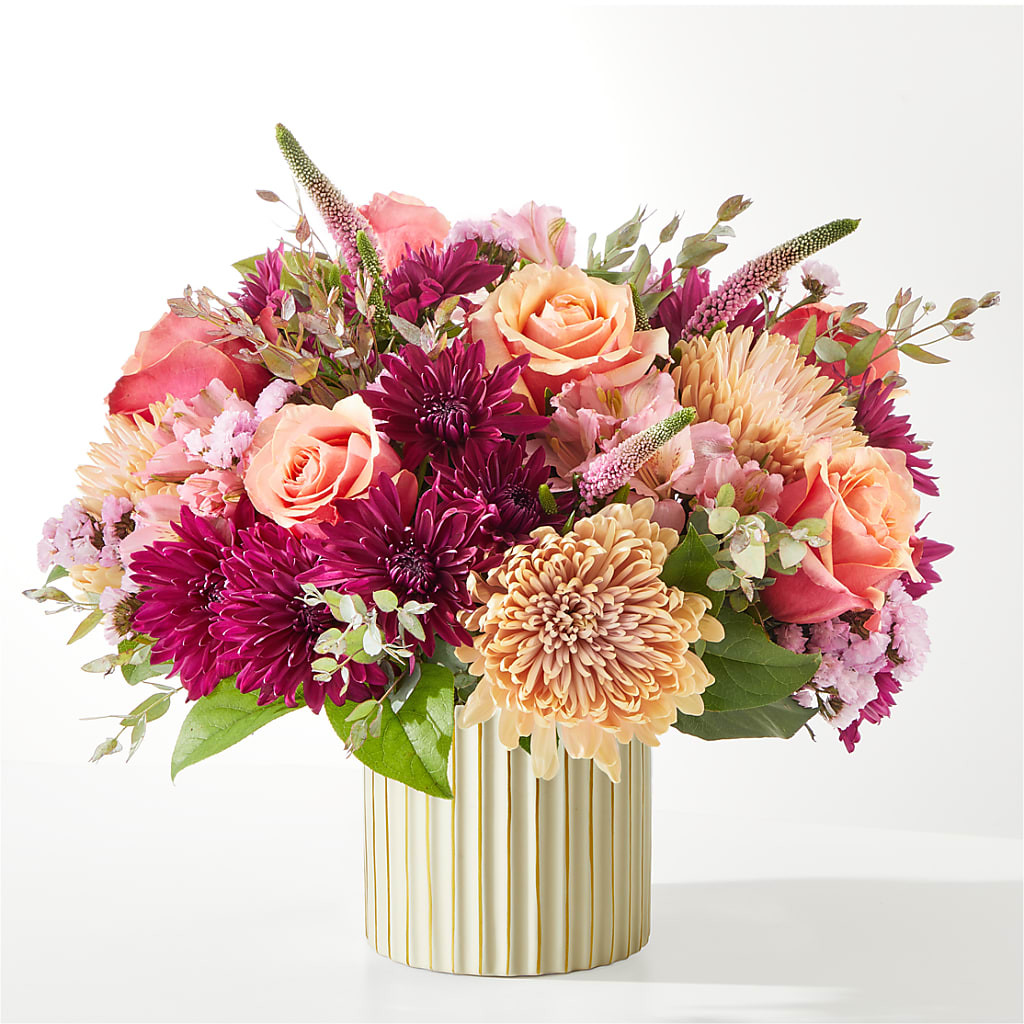 Berry Cobbler Bouquet with Ivory Vase – MAIN STREET FLORIST & GIFTS, Ridgefield CT
