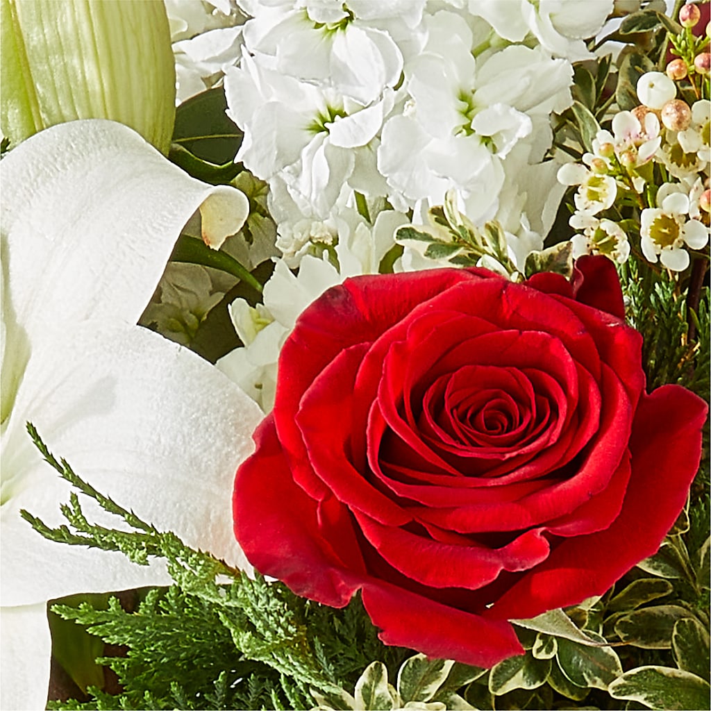 Twinkle Lights Bouquet – MAIN STREET FLORIST & GIFTS, Ridgefield CT