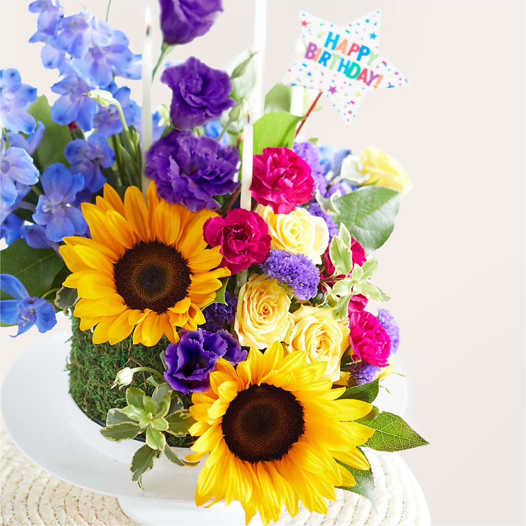 Star of the Day Floral Cake – MAIN STREET FLORIST & GIFTS, Ridgefield CT