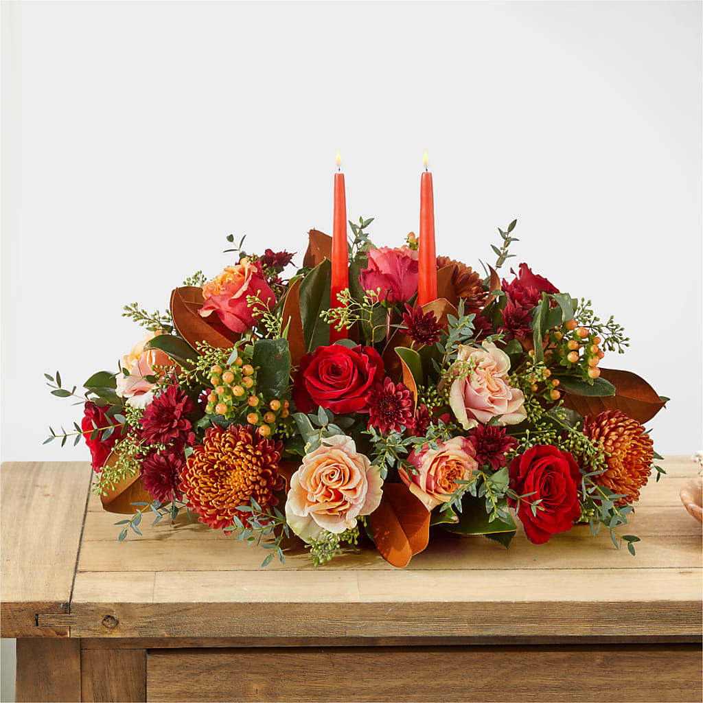 Gather Near Centerpiece – MAIN STREET FLORIST & GIFTS, Ridgefield CT