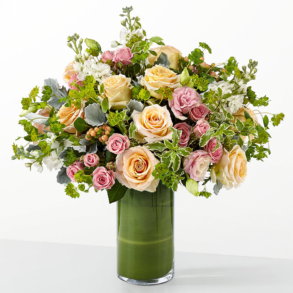 The Glamour Shot – MAIN STREET FLORIST & GIFTS, Ridgefield CT